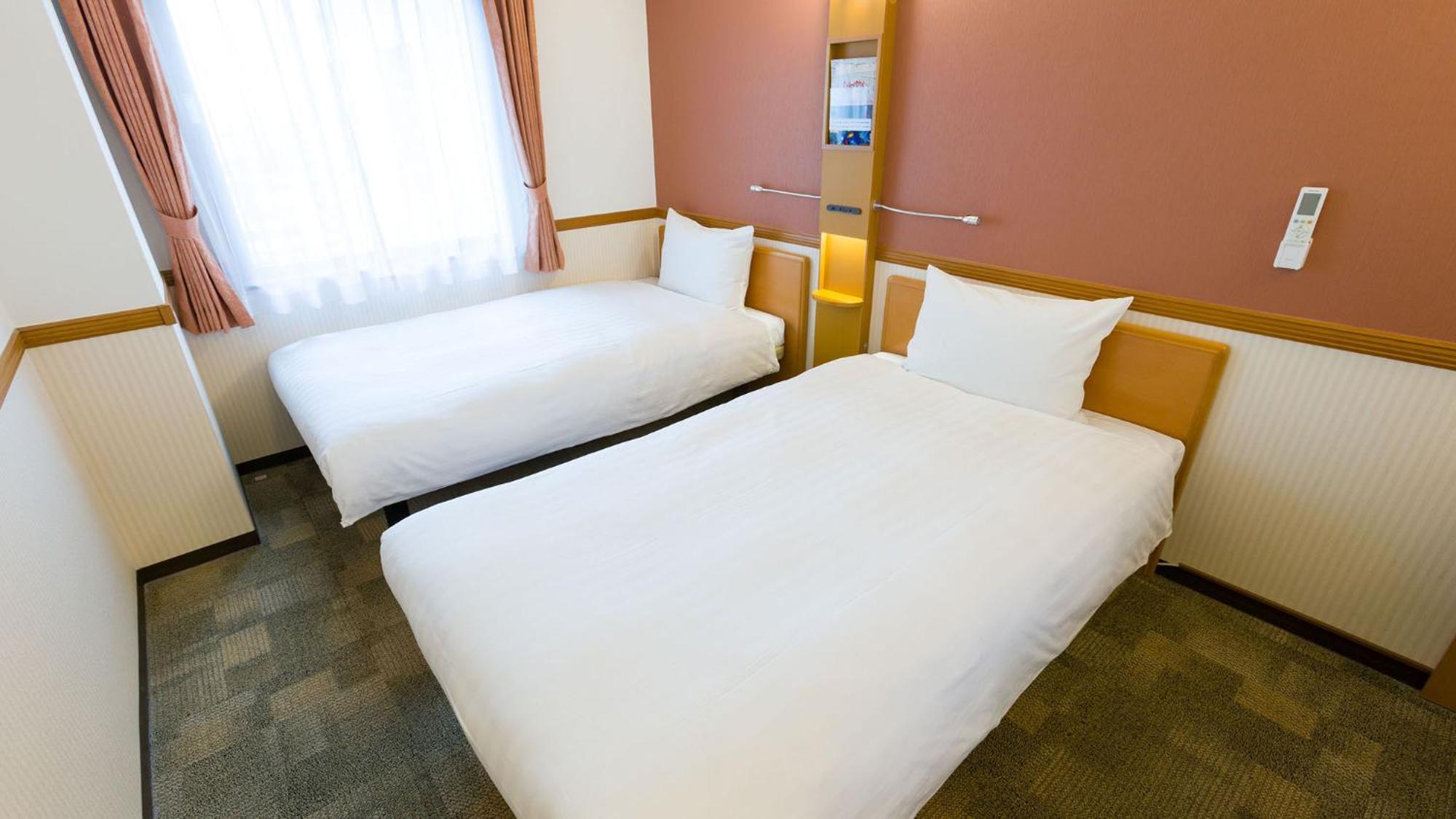 Toyoko Inn Kanazawa-Eki Higashi-Guchi Zimmer foto