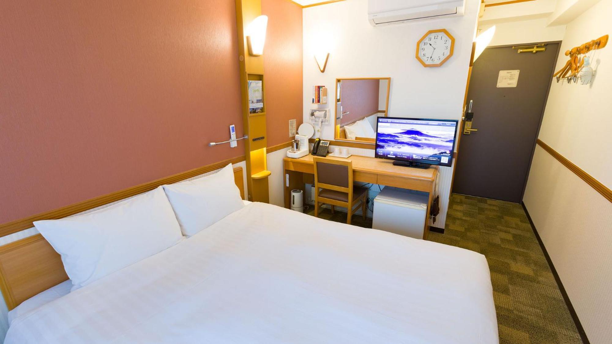 Toyoko Inn Kanazawa-Eki Higashi-Guchi Zimmer foto