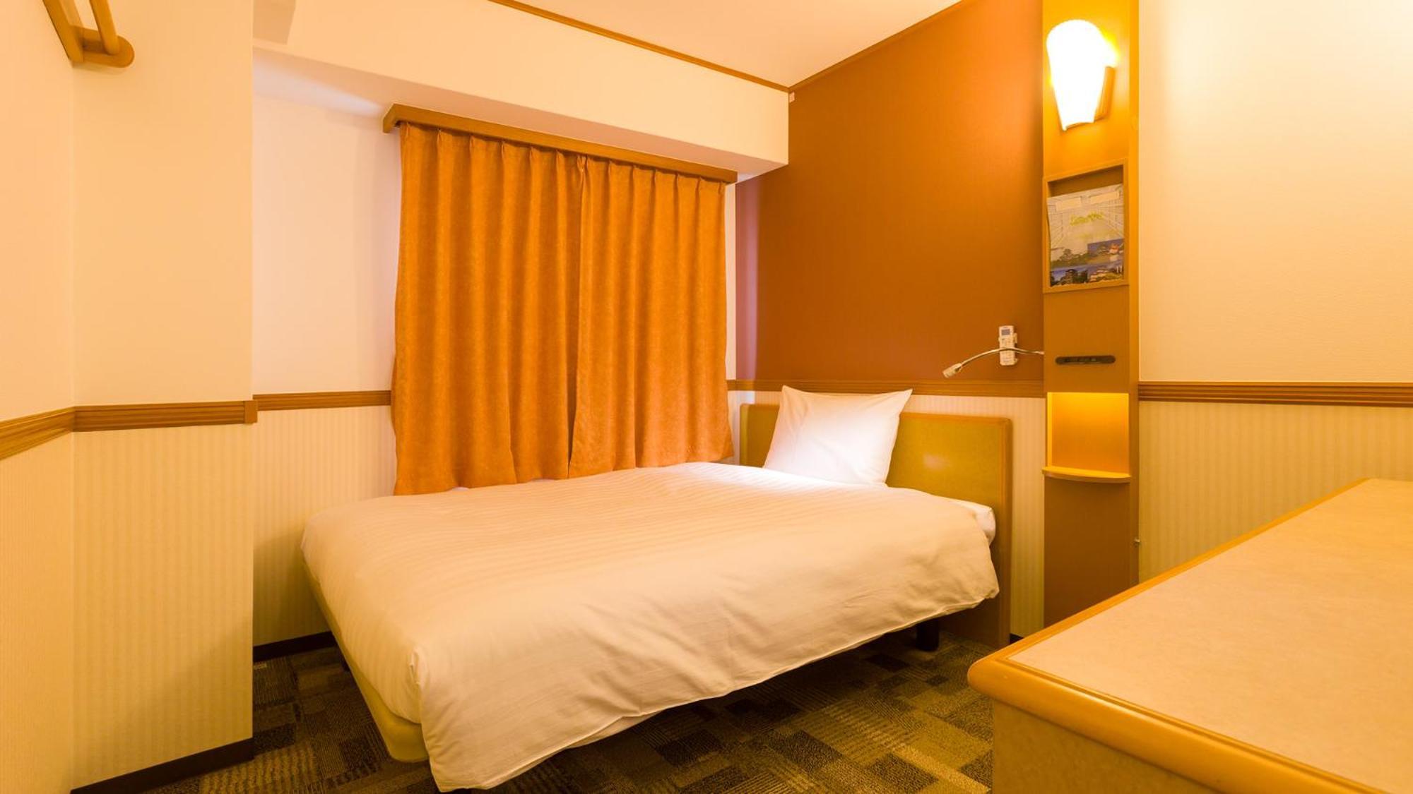 Toyoko Inn Kanazawa-Eki Higashi-Guchi Zimmer foto